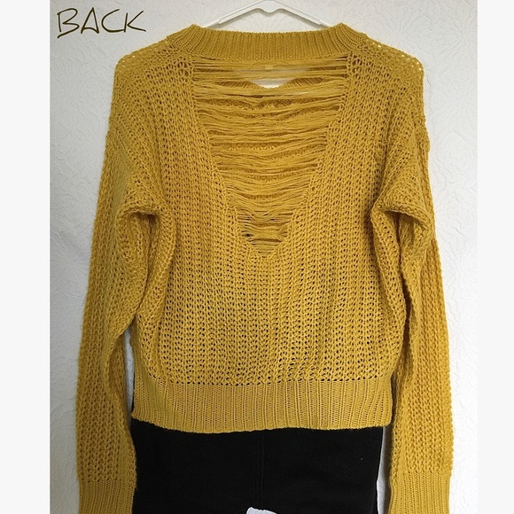 Mustard-Yellow Knit Top🌻💛 - Picture 2 of 3